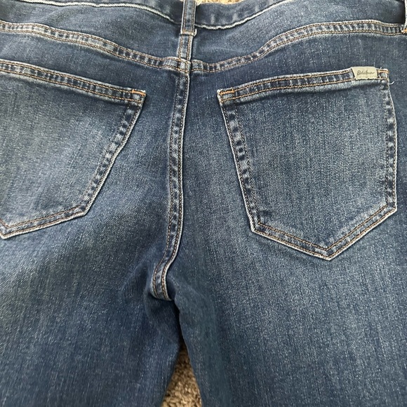 Eddie Bauer classic blue denim Jeans. - Picture 7 of 12